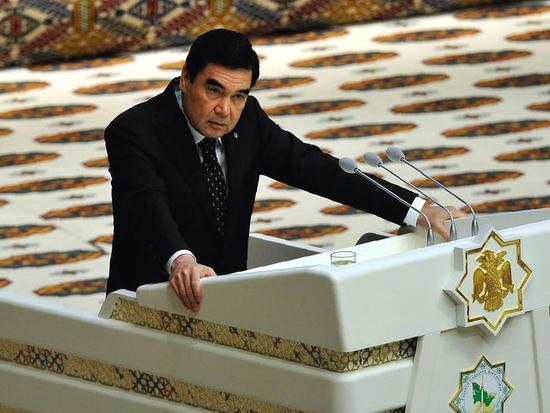 土库曼斯坦修改宪法:解除总统任职年龄限制