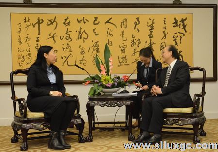 外交部部长助理李惠来会见吉尔吉斯斯坦驻华大使巴克特古洛娃