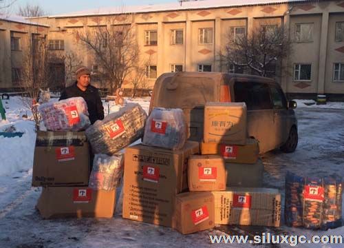 天冷心暖 华商捐赠吉国孤儿院紧缺物品