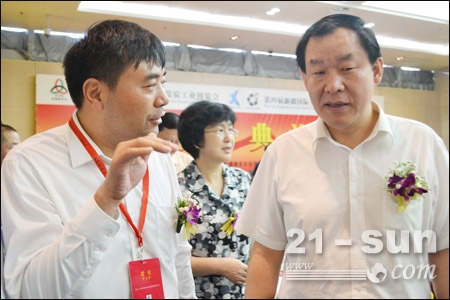 “得新疆者得中亚”：中国制造的崛起之路