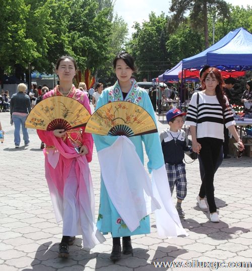 吉尔吉斯斯坦举办“教育节” 汉文化成亮点
