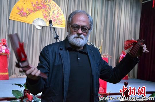 30余家中外媒体聚焦新疆探访丝绸之路经济带核心区