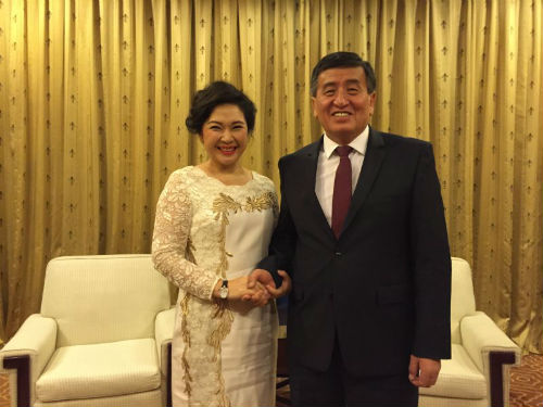 吉尔吉斯斯坦总理会见兰芳：看好建材业在吉国投资前景