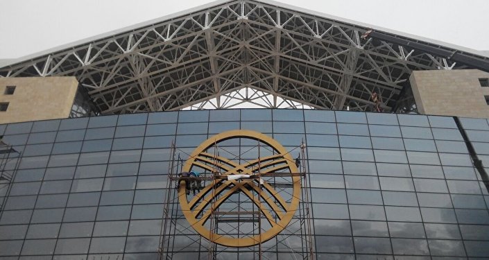 伊塞克湖畔游牧民族运动会赛马场竣工