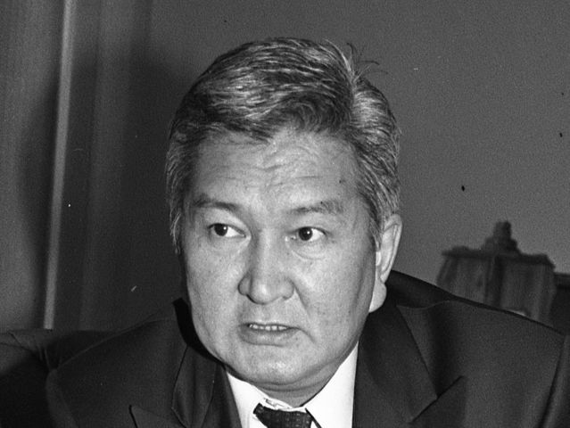 独立25年来吉尔吉斯斯坦的政客们都说了些什么
