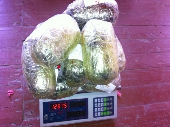奥什州一名60岁老人家中查获毒品