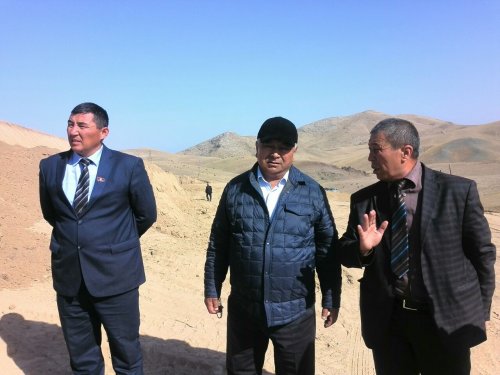 中国公司将修建巴特肯州雷勒克区道路