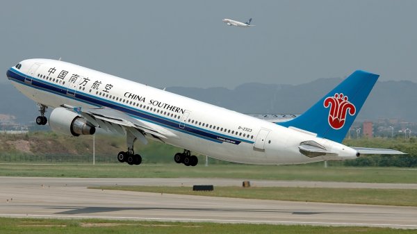 中国南方航空或有意收购吉国航空49％股权