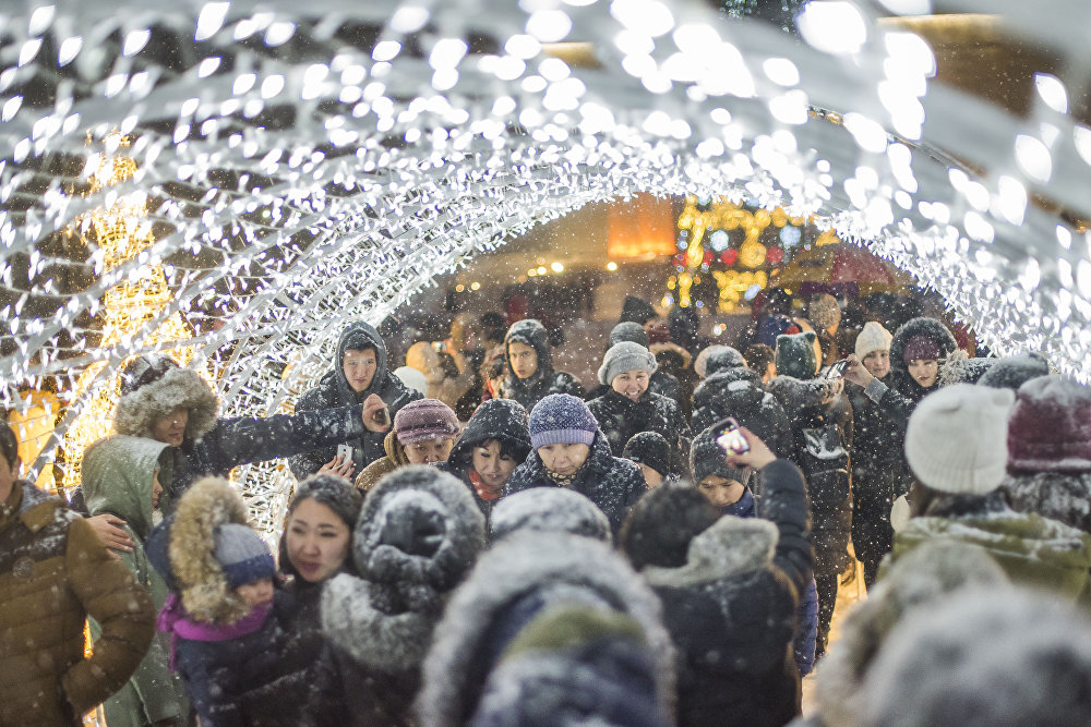 雪后的比什凯克：银雕玉琢的白雪王国
