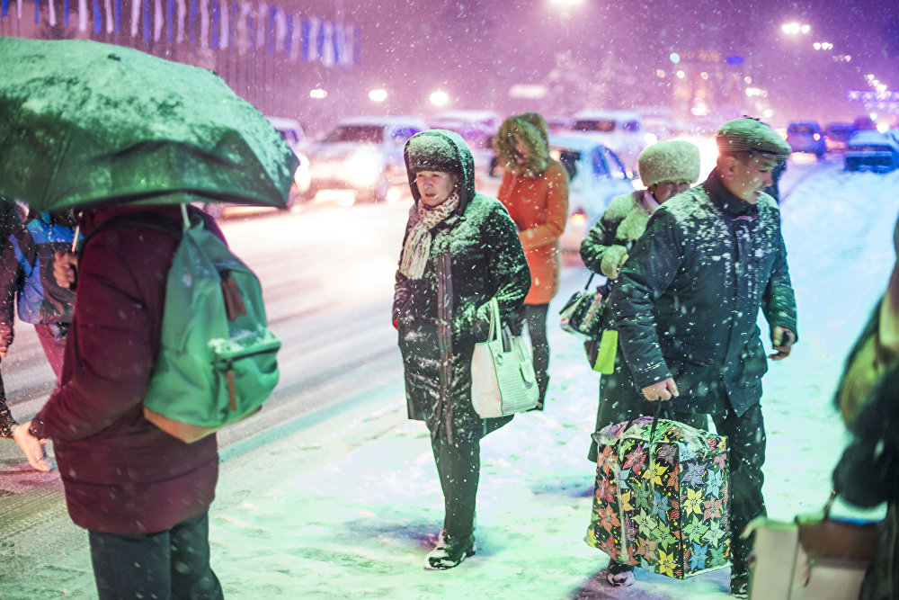 雪后的比什凯克：银雕玉琢的白雪王国