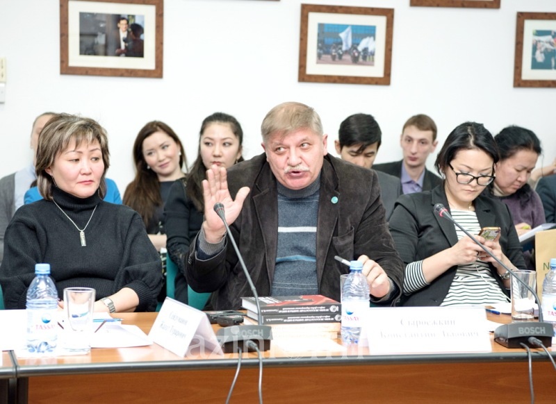 哈国专家分析哈中贸易下降原因   新丝绸之路将带来积极影响
