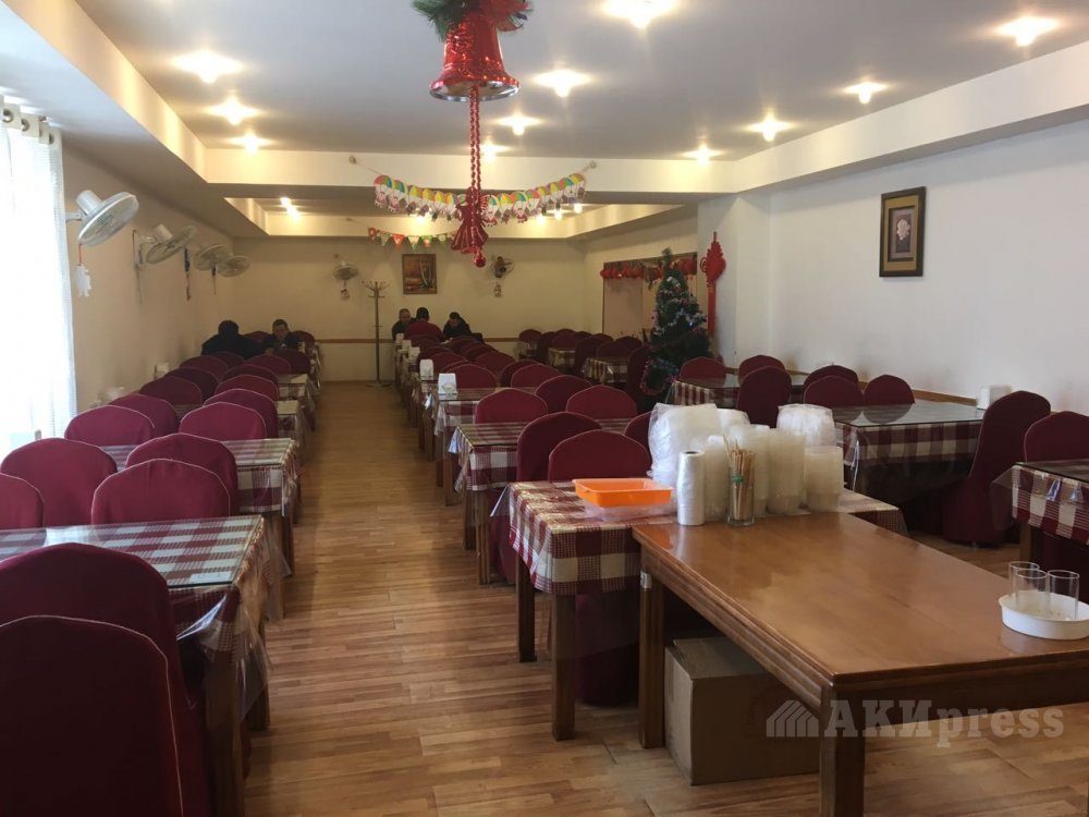 吉国中餐馆遭抢劫 枪托击打员工 朝餐桌放枪