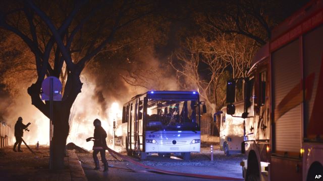 土耳其安卡拉汽车爆炸致28人丧生