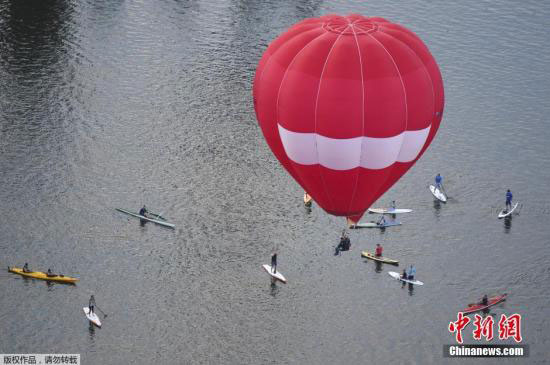 俄罗斯旅行家热气球环球旅行 欲打破飞行记录