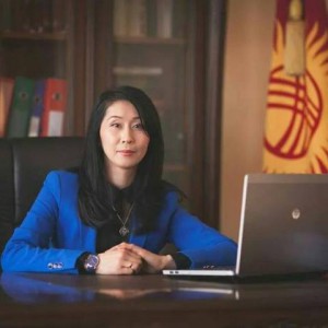 吉国与中国进出口银行签订协议，放弃仲裁豁免权